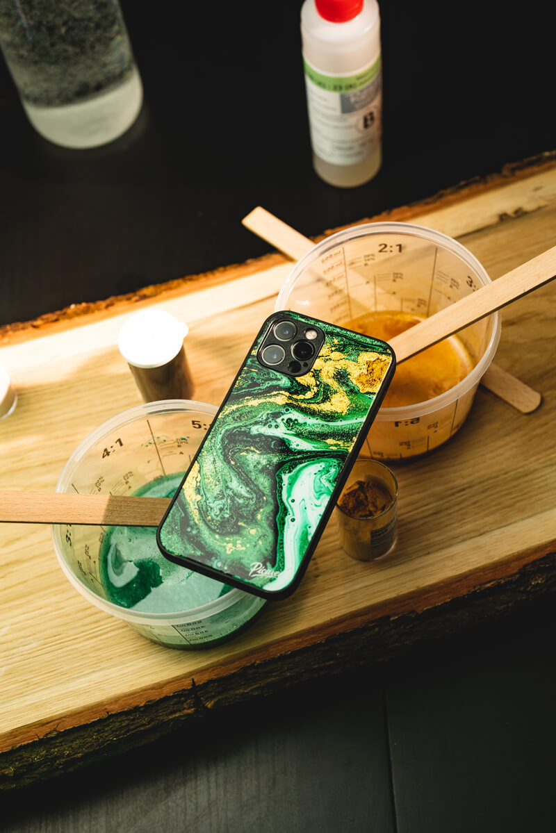 Kryt na mobil s designom Green Gold