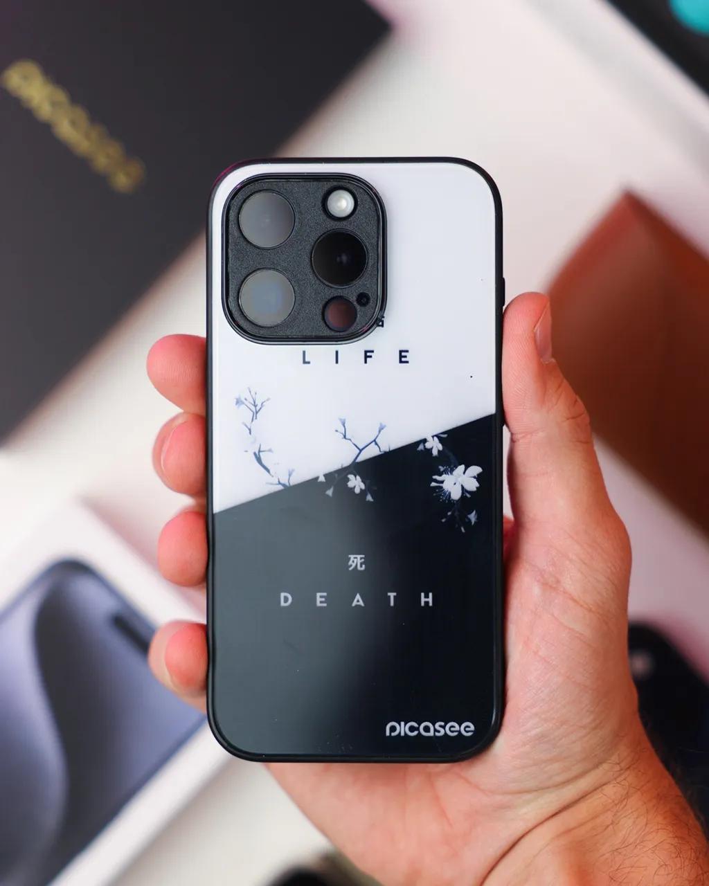 ULTIMATE CASE MagSafe pro Apple iPhone 16e - Živý - Mŕtvy